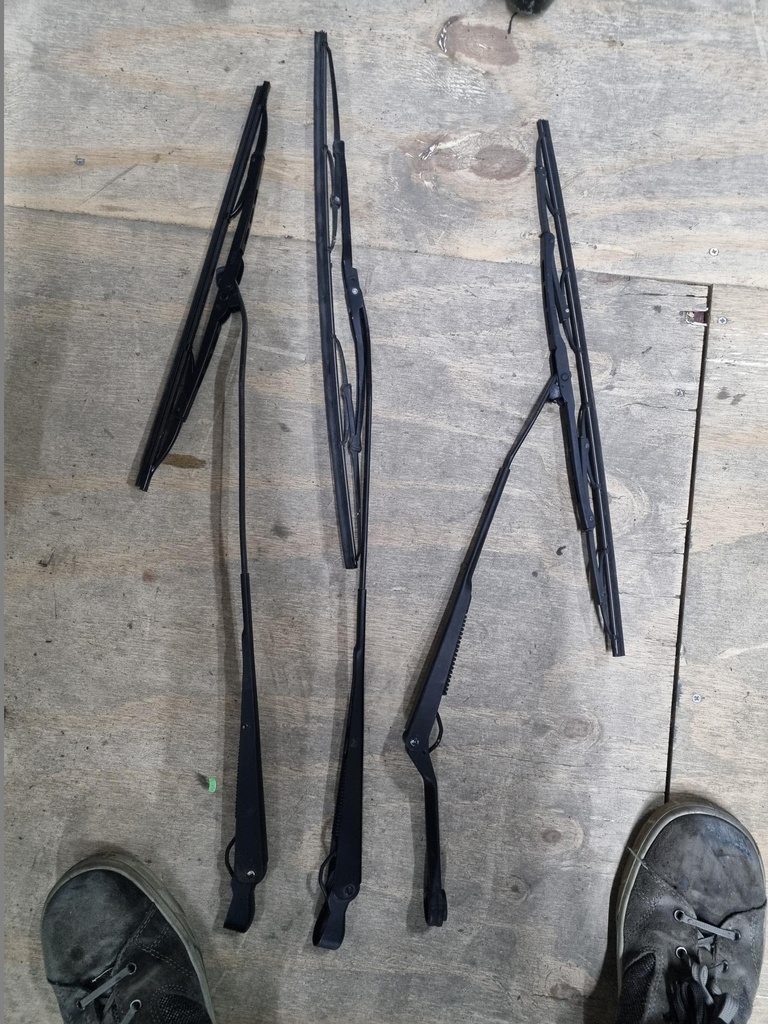 Windshield Wipers